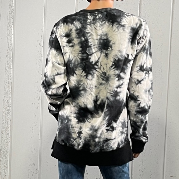 *Sovereign Code Women’s Black & white Tie Dye Oversized Pullover Sz M - Picture 6 of 9